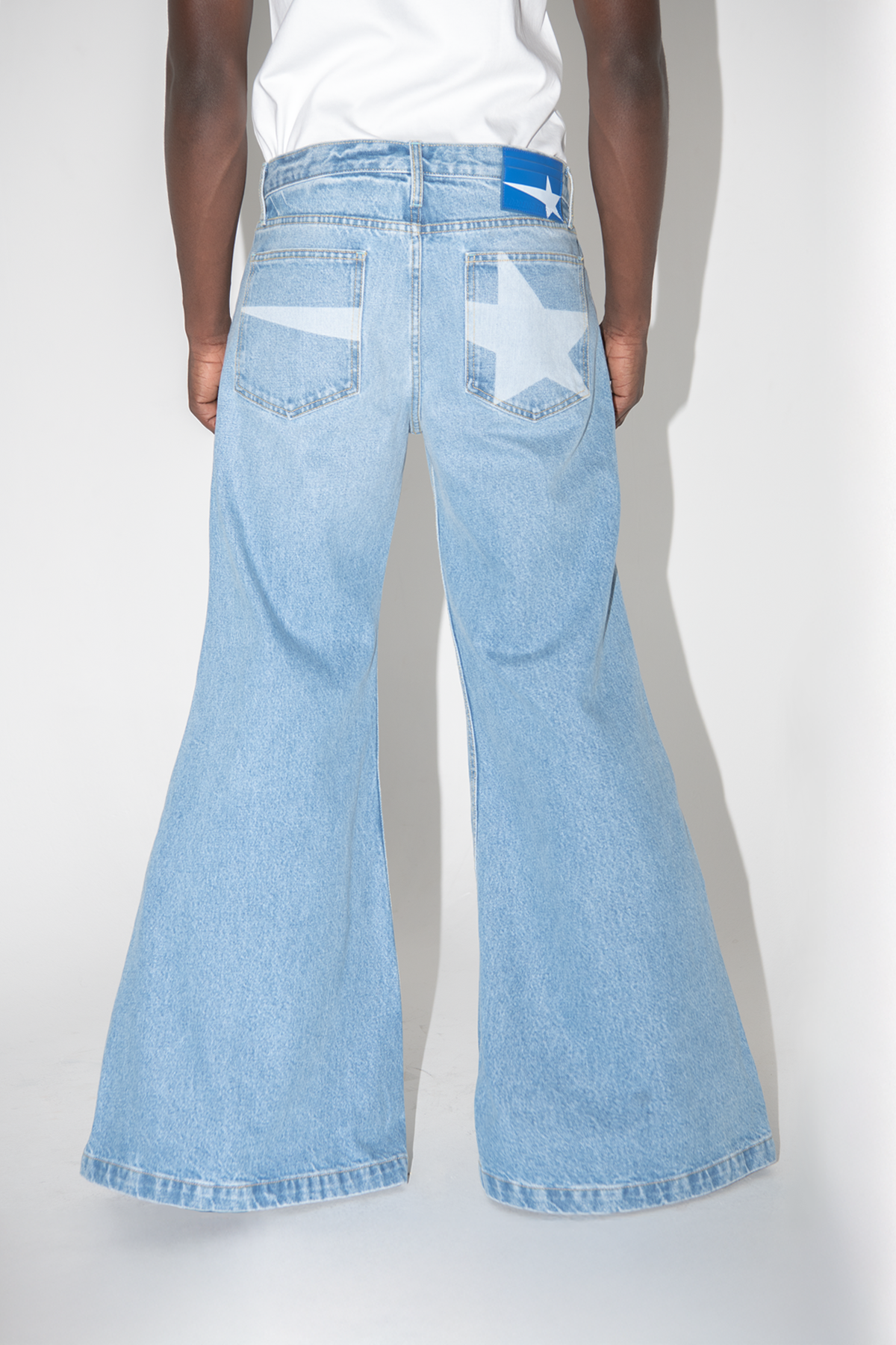 Loading Loose Fit Flare Jeans (Baggy Bootcut Fit)