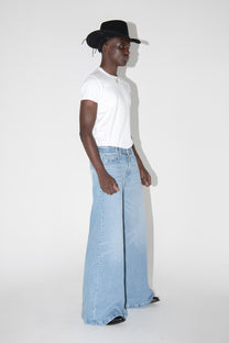 Loading Loose Fit Flare Jeans (Baggy Bootcut Fit)