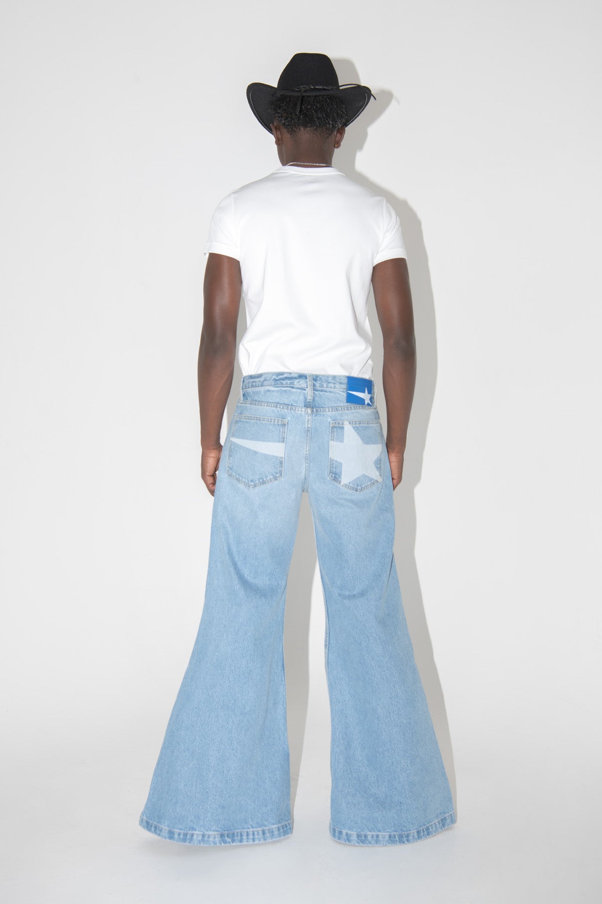 Loading Loose Fit Flare Jeans (Baggy Bootcut Fit)