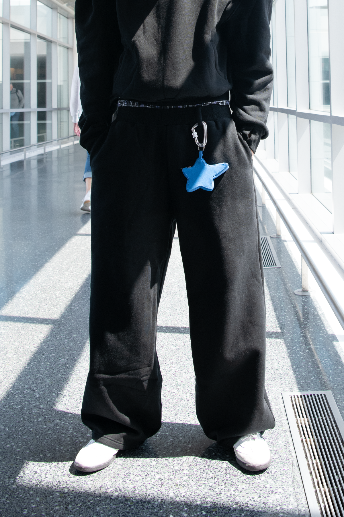 Above Cloud Baggy Sweatpants V1 - Black