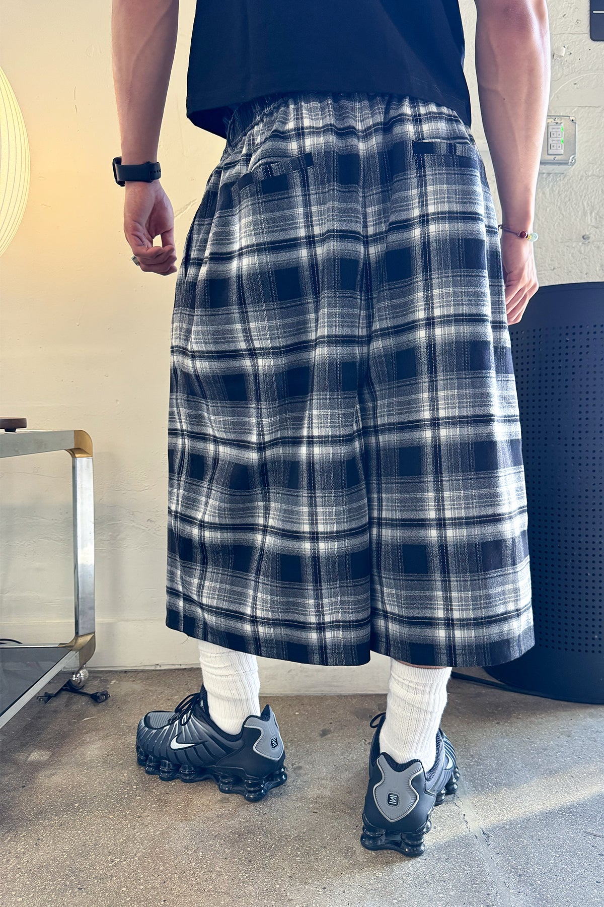 Plaid Chillin Shorts - Black